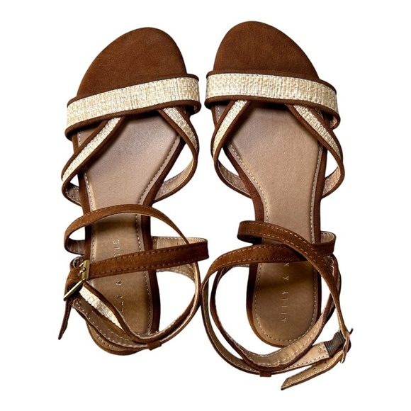 Kelly & Katie Spring/Summer Flat Sandals, New Condition, Size 8, Brown,Tan,Gold - Picture 4 of 6